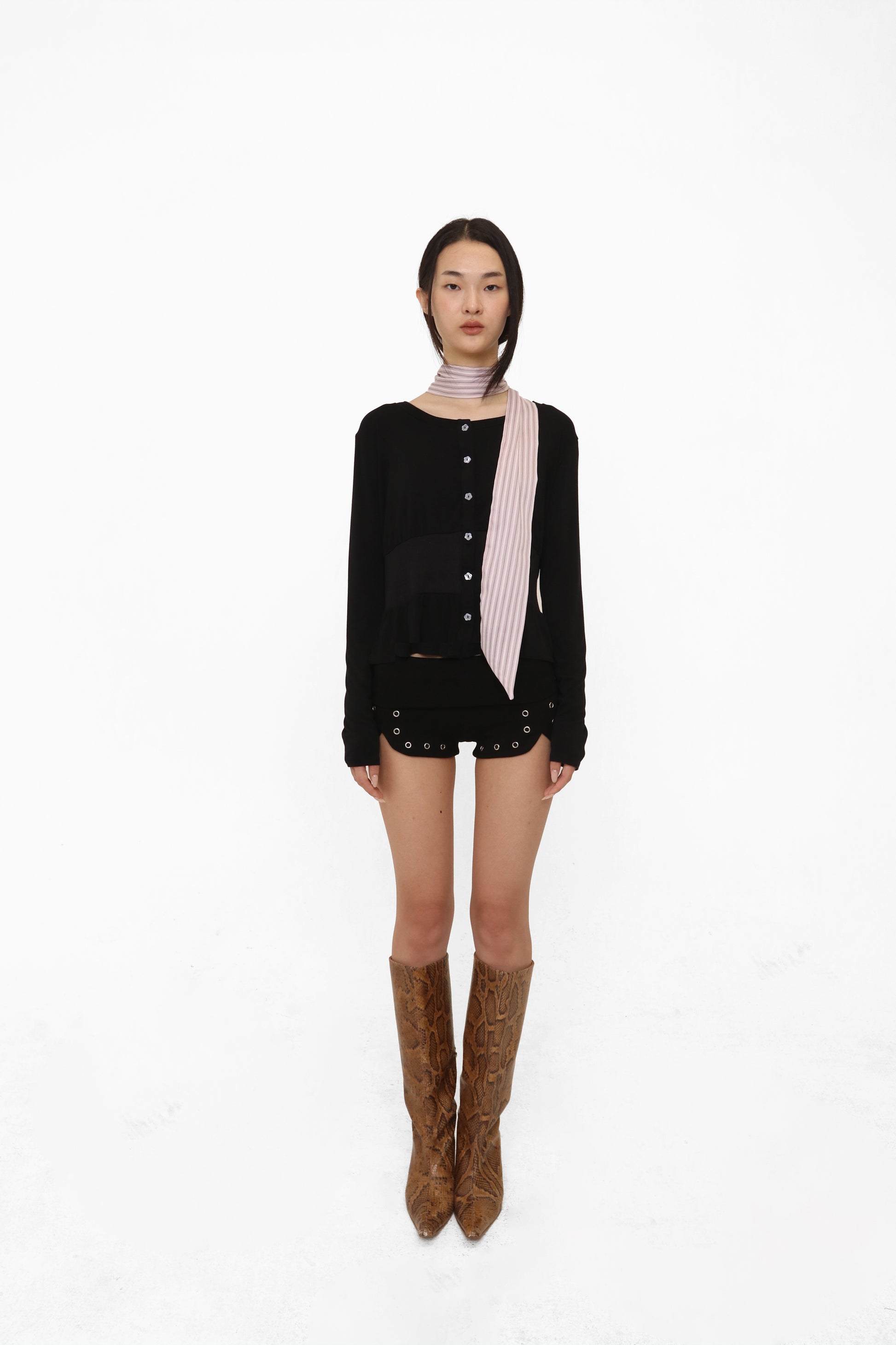 Daisy Longsleeve - Black